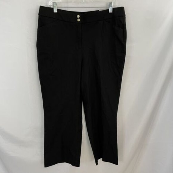 NWT Chico's Size 2 L x 24" Black Secret Stretch Straight Leg Crop Pants $79.50 - Picture 1 of 7